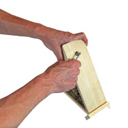 Insektenhotel Bausatz inkl. Farben & Pinsel für Kinder Insektenhotel Bausatz inkl. Farben & Pinsel für Kinder